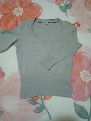 2 jerseys de Massimo Dutti y Bershka