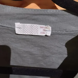 Blusa verde con lazada