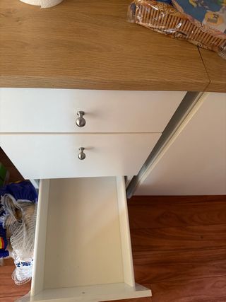 Mueble de cocina/café blanco y madera