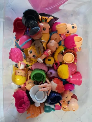 Caja de muñecas Pin y Pon