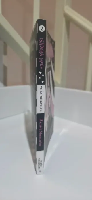 Isadora Moon va de excursión