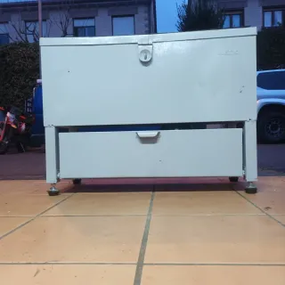 Arcon HECO con patas goma y cajonera