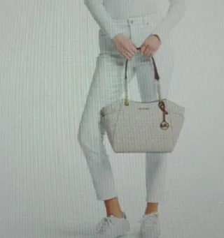 Superchollo!!Bolso Michael Kors Beige con etiqueta