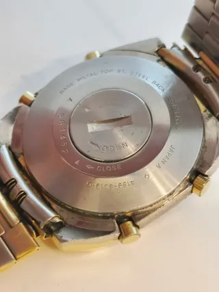 Orologio Seiko digitale dorato