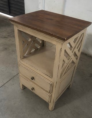 Mesitas de noche madera restauradas a tu gusto