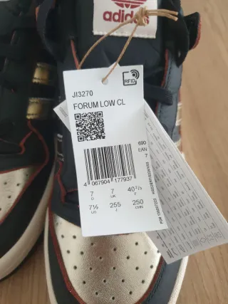 Zapatillas Adidas Forum Low CL Negras y Doradas