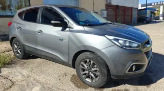 Hyundai ix35 2015 blue