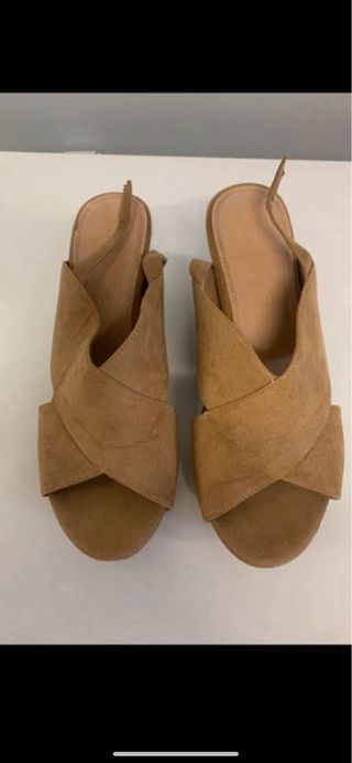 Sandalias Beige/Marrón