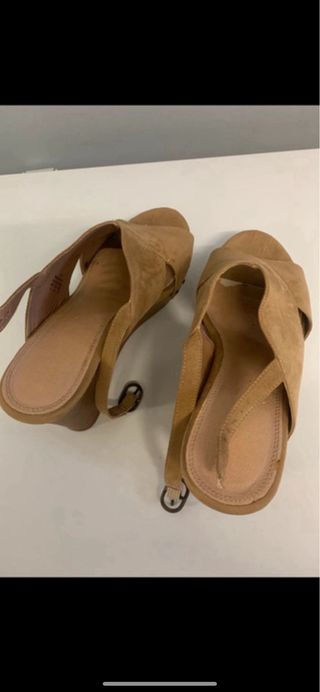 Sandalias Beige/Marrón