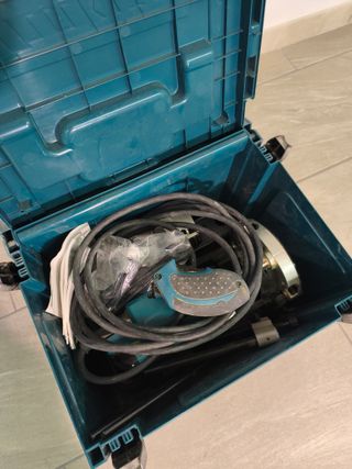 Fresadora Makita RP2300FC