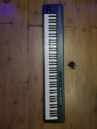 Teclado M-Audio keystation 88