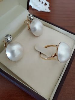 Juego oro 18K y perlas: pendientes y anillo