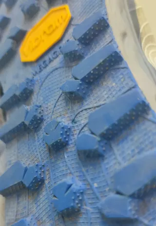 Zapatillas trail running Normal Tomir 02 azul/gris