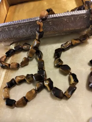 Parure collana e orecchini pietre naturali