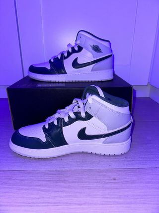 Zapatillas Air Jordan 1 MID SE Verde y Blanco