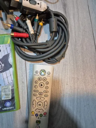 Xbox 360 con giochi e accessori