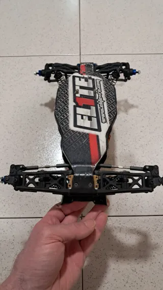 Team Associated B6.2D