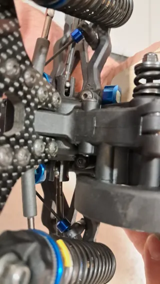 Team Associated B6.2D