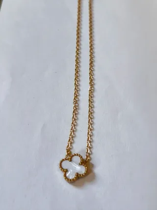 Conjunto Collar Pendientes y pulsera de Trébol