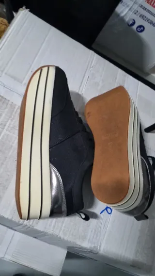 Zapatillas negras con plataforma