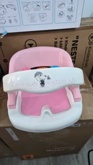 Asiento giratorio para bañera de bebé