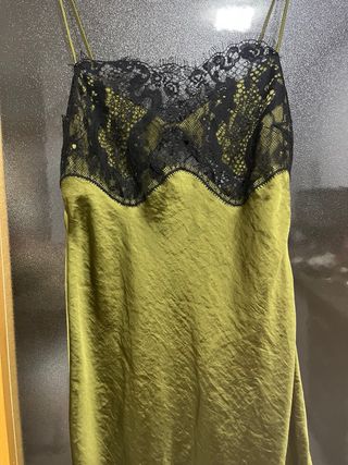 Vestido Zara satén encaje asimétrico T/XS