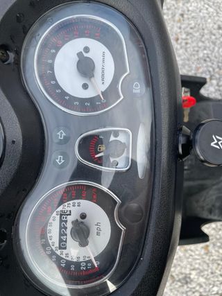 Peugeot Sumup 125cc ITV y seguro al día