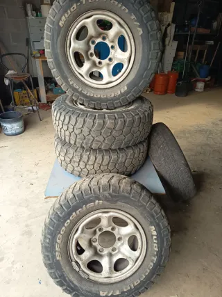 5 Ruedas Mud Terrain 235/75/15