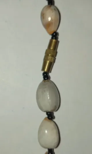 Collana etnica con ciondolo