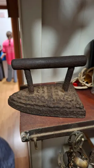 Plancha antigua de hierro