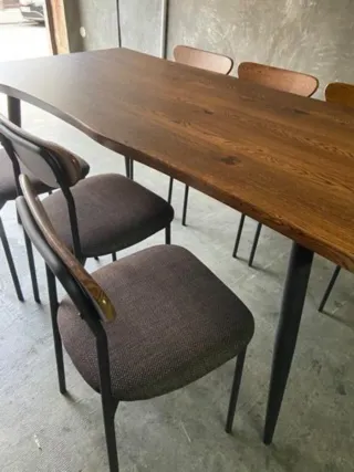 Mesa de comedor y 6 sillas