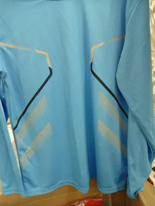 Camiseta técnica manga larga azul