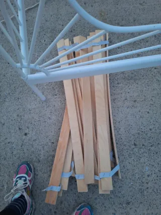 Cama infantil metálica blanca