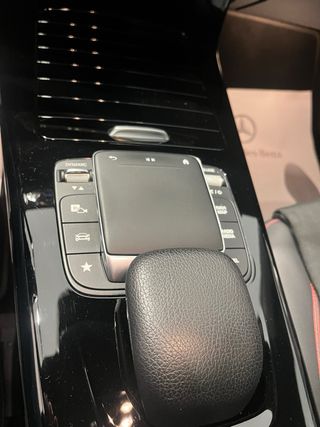 Mercedes-Benz Clase CLA 200d AMG