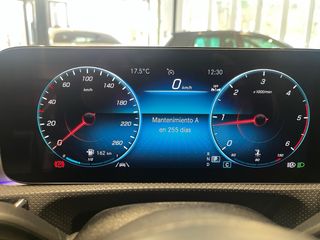 Mercedes-Benz Clase CLA 200d AMG