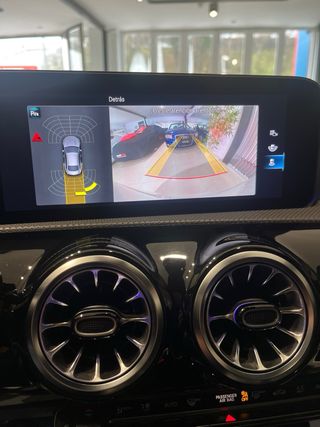 Mercedes-Benz Clase CLA 200d AMG