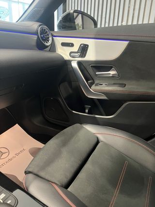 Mercedes-Benz Clase CLA 200d AMG