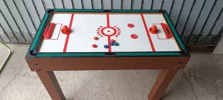 Mesa de billar y futbolín