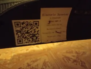 Patinete Eléctrico MOV 4