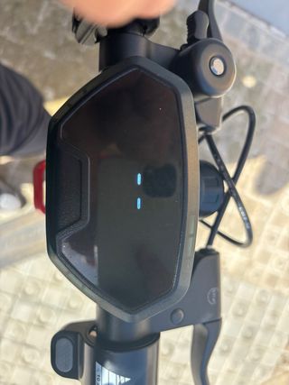 Patinete eléctrico negro