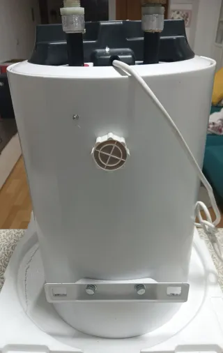 Termo Eléctrico Corberó 30L Blanco