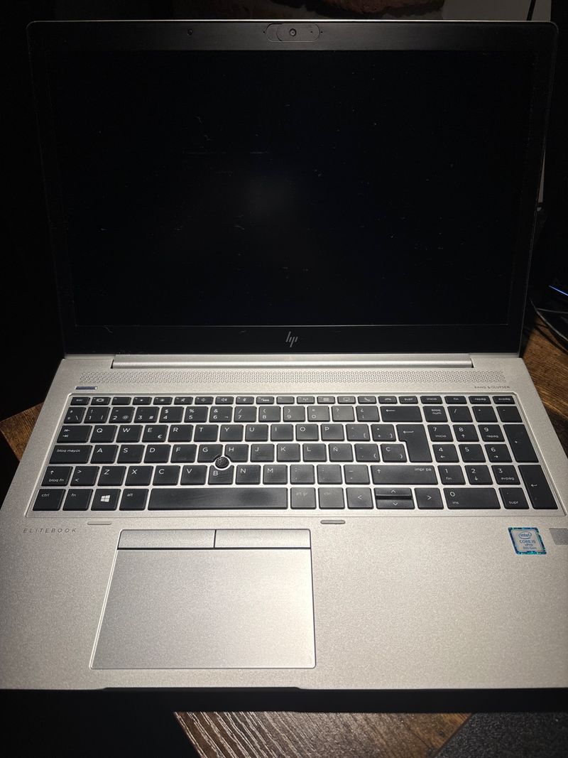 Portátil HP Elitebook 850 G6, muy buen estado.
