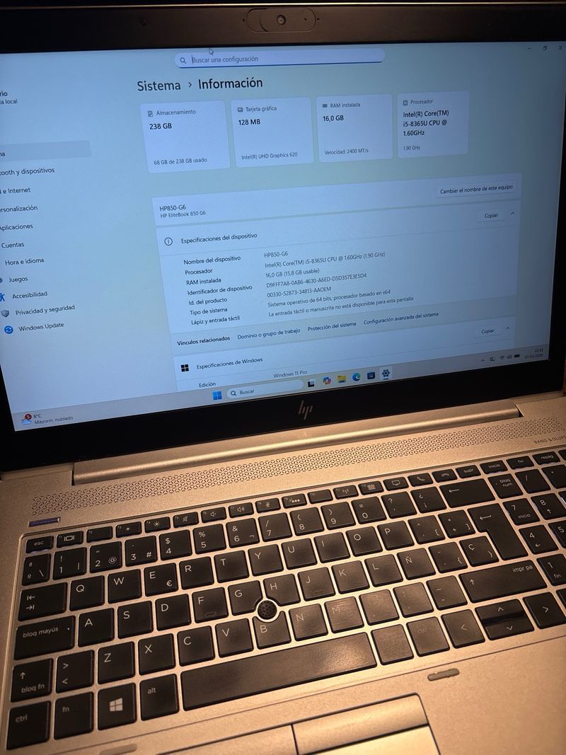 Portátil HP Elitebook 850 G6, muy buen estado. afbeelding 4