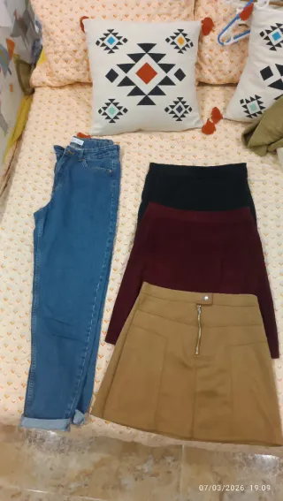 3 faldas y un pantalon