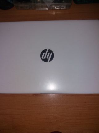 URGE HP Laptop 15s fq-1008ns Blanco