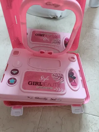 Maletín de juguete maquillaje