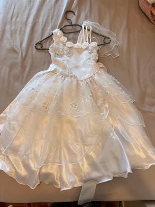 Vestido de fiesta blanco para niña