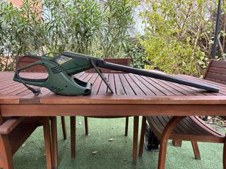 Tagliasiepi elettrico verde