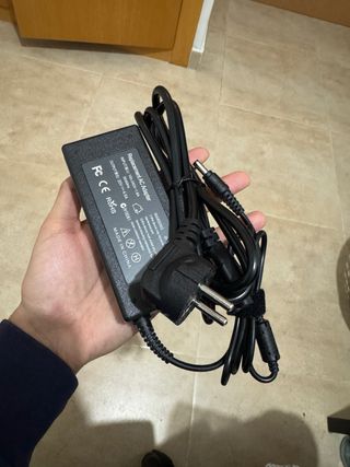 Cargador MSI G242 20V 4.5A