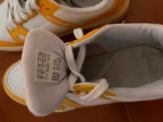 Zapatillas Louis Vuitton Blancas y Amarillas